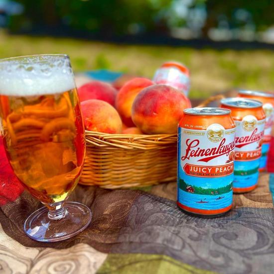 Which Juicy Peach are you pickin’? 🍑

📸: @woodbridgewine